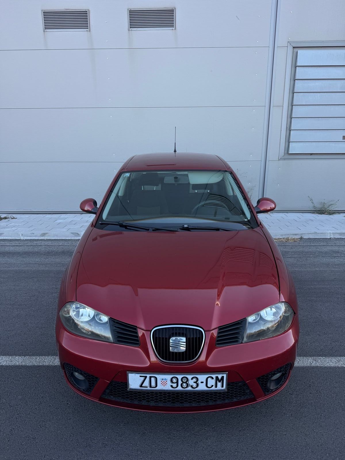 *2008 SEAT IBIZA 1.2* *KLIMA* *HR VOZILO*, fotografija 3