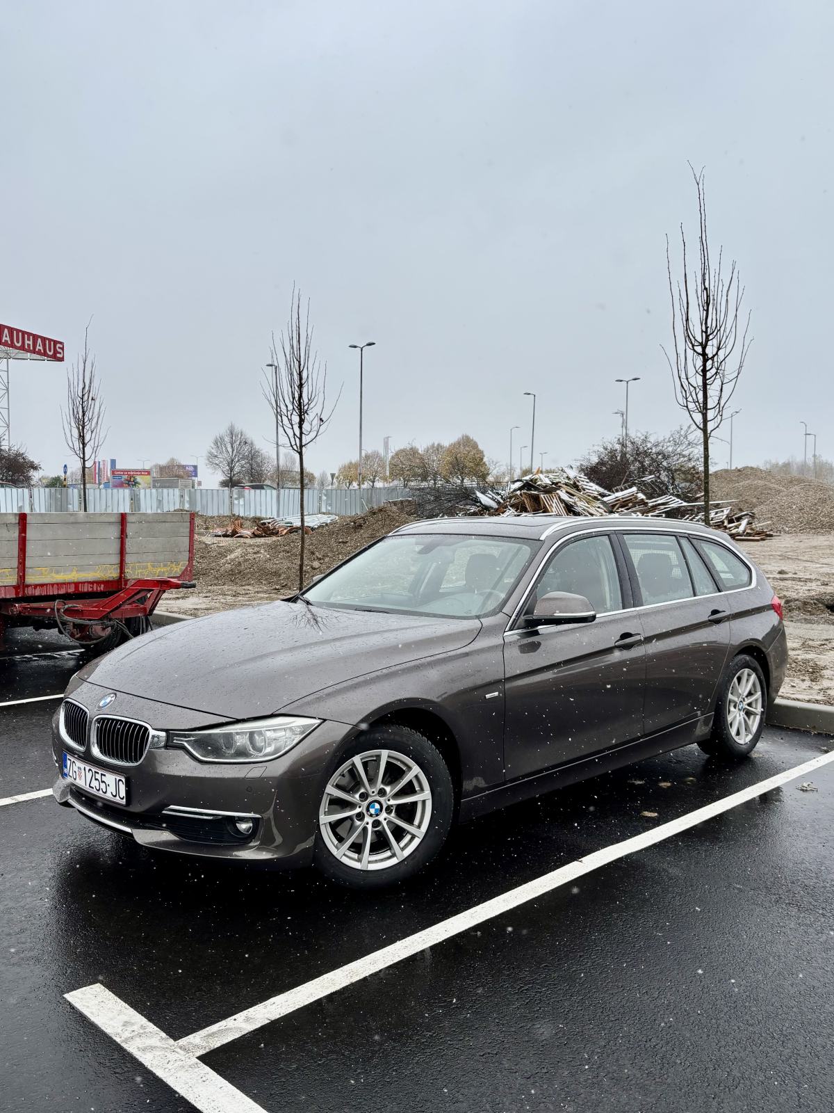 320d automatik, luxury, smeđa koža, panorama, m-volan, fotografija 20