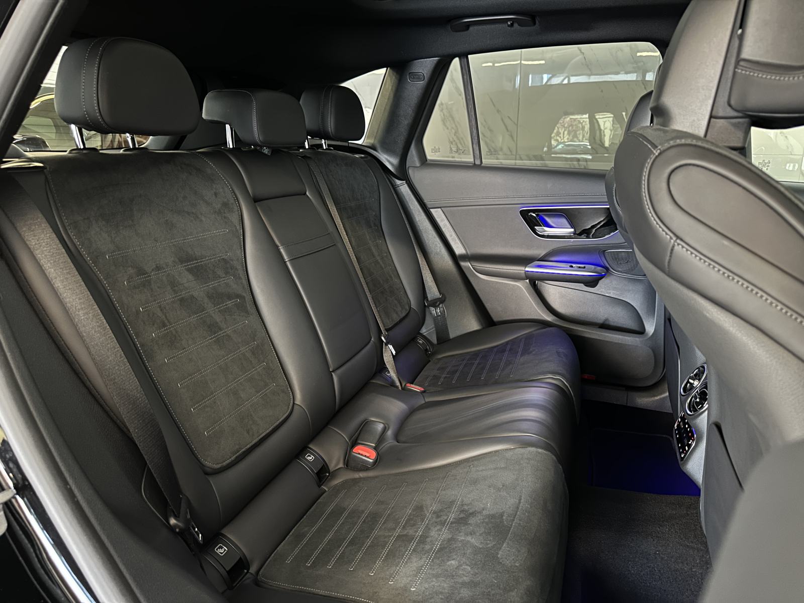 43025€ + PDV Mercedes-Benz GLC 220d|4M|AMG|Pano|ACC|HUD|360K|Gretje, fotografija 19