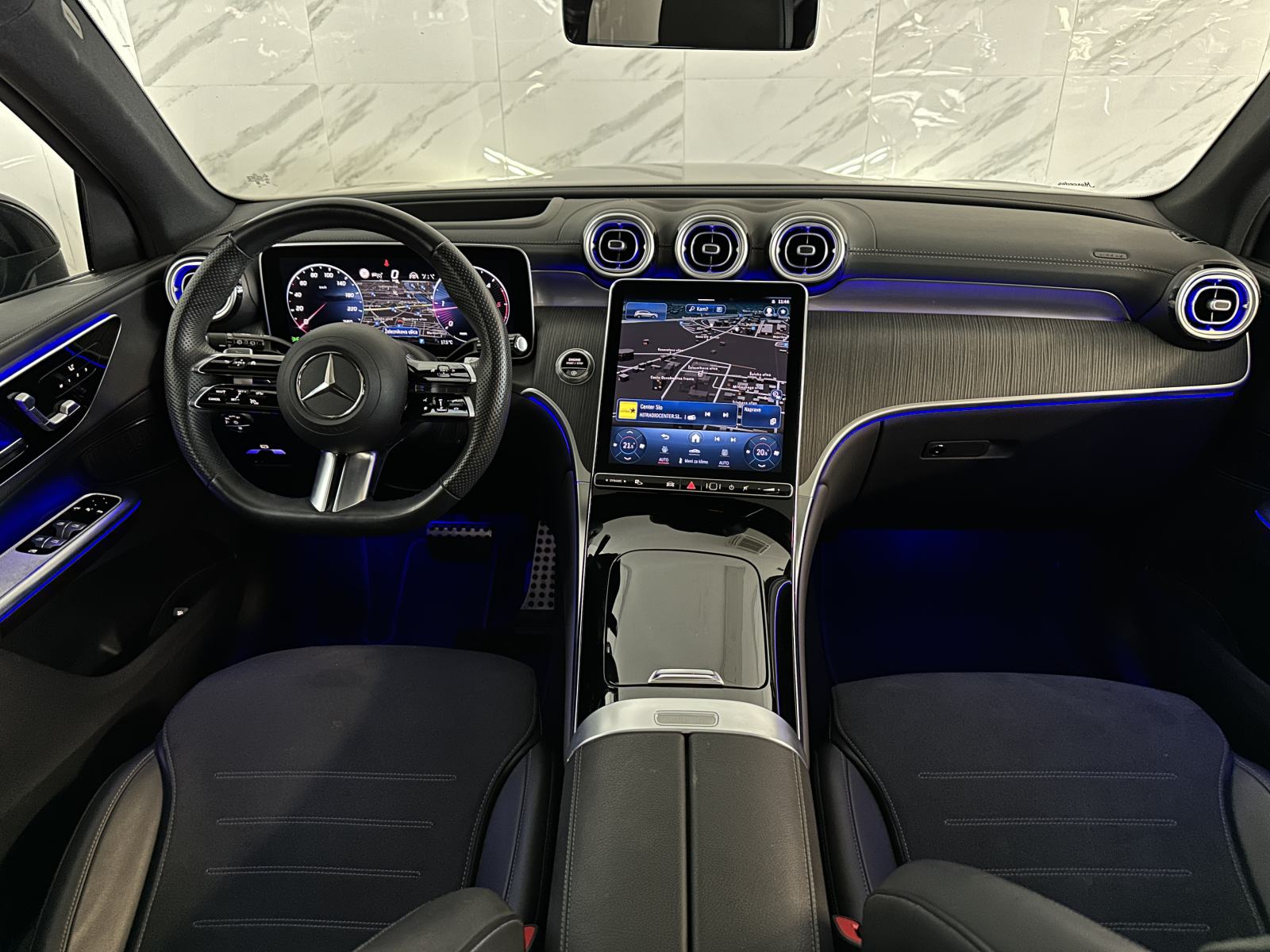 43025€ + PDV Mercedes-Benz GLC 220d|4M|AMG|Pano|ACC|HUD|360K|Gretje, fotografija 13