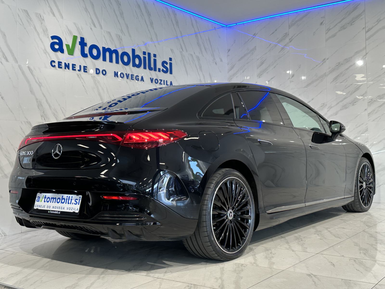 47.533€ + PDV Mercedes-Benz EQE 300 |AMG|DigitalL|Kamera|ACC|Kljuka|, fotografija 4