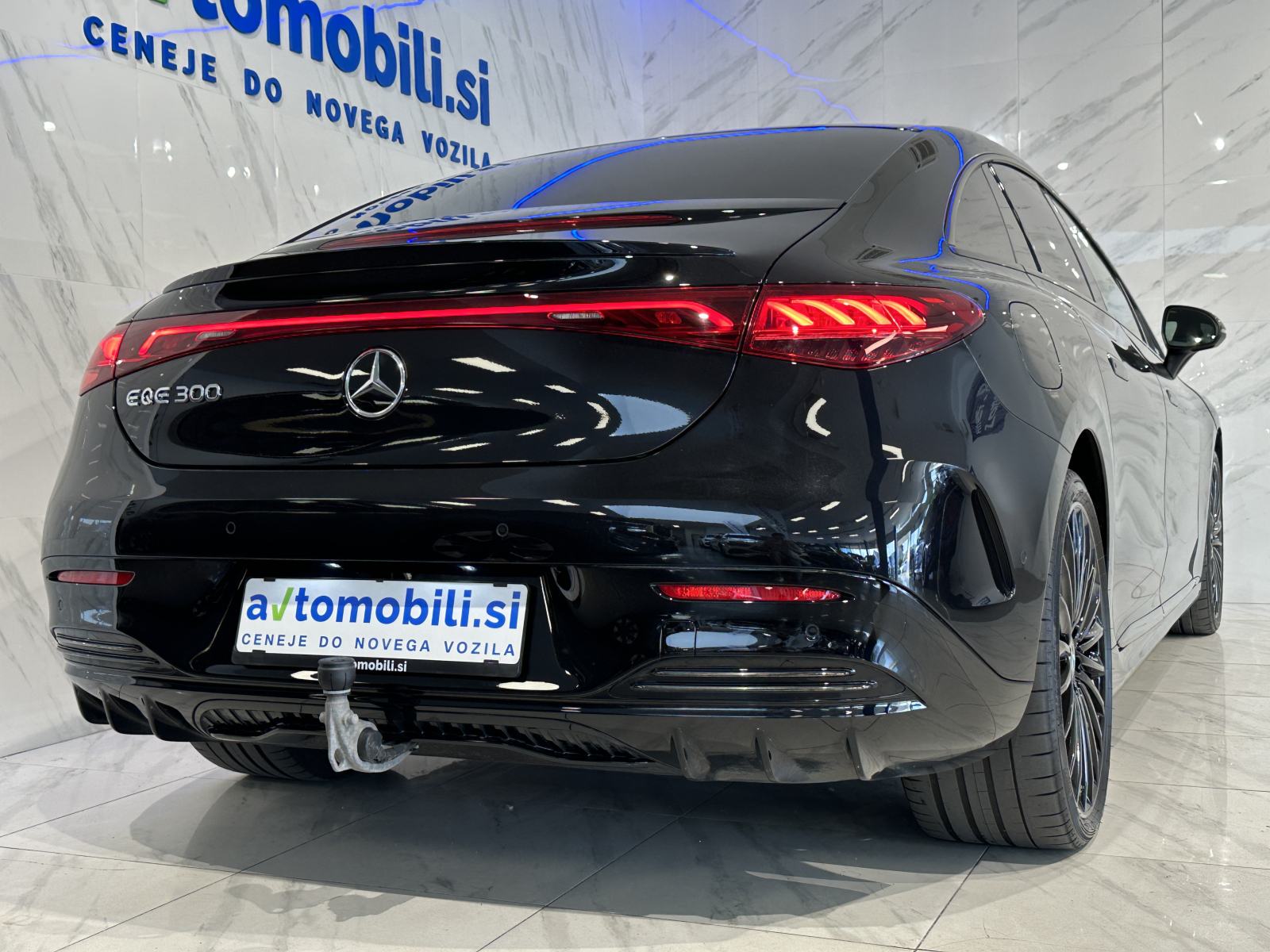 47.533€ + PDV Mercedes-Benz EQE 300 |AMG|DigitalL|Kamera|ACC|Kljuka|, fotografija 6