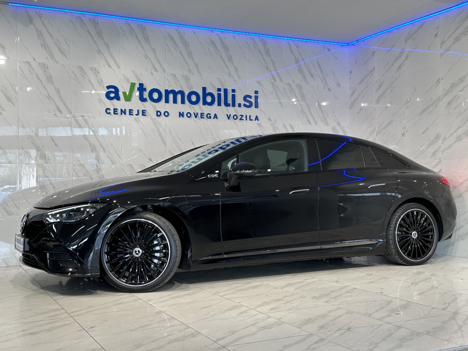 47.533€ + PDV Mercedes-Benz EQE 300 |AMG|DigitalL|Kamera|ACC|Kljuka|, fotografija 2