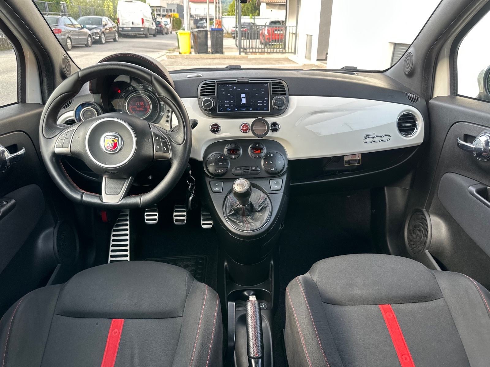 Abarth 2010 GOD,REG 1 GOD,XENON,NAVI,ALU 18”,SERVISNA,ALCANTARA,8.500€, fotografija 20