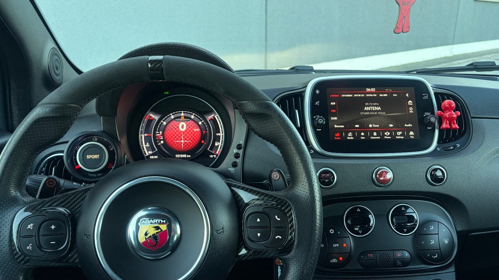 Abarth 595 Competizione°180 KS°Automatik(F1)°101.600 km°Brembo°Sabelt, fotografija 11