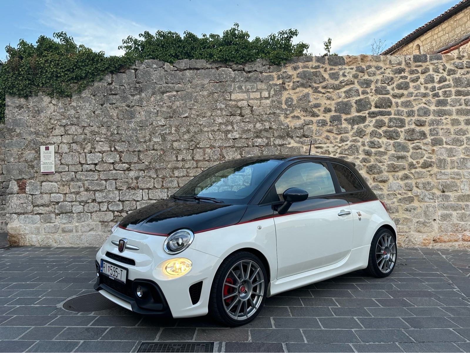 Abarth 595 Turismo, fotografija 2