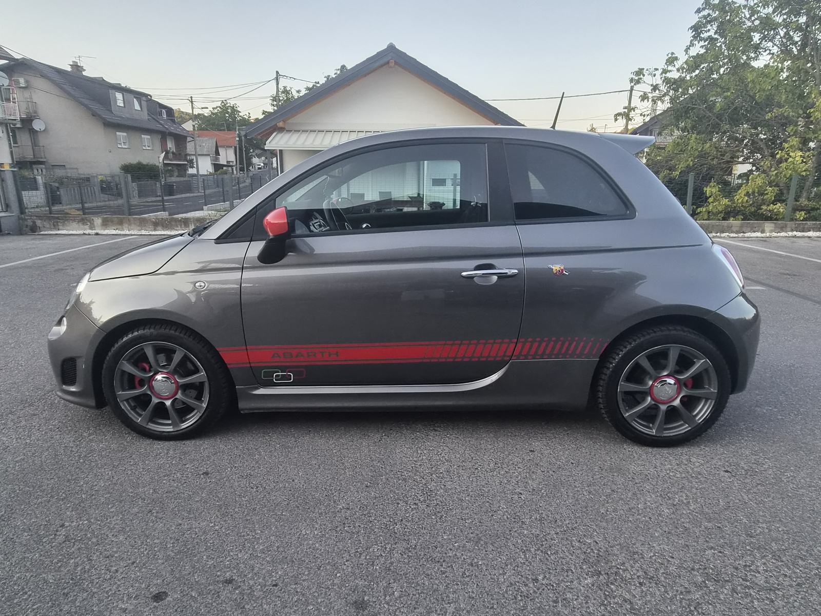 Abarth 500 1.4 T-jet automatik, fotografija 7