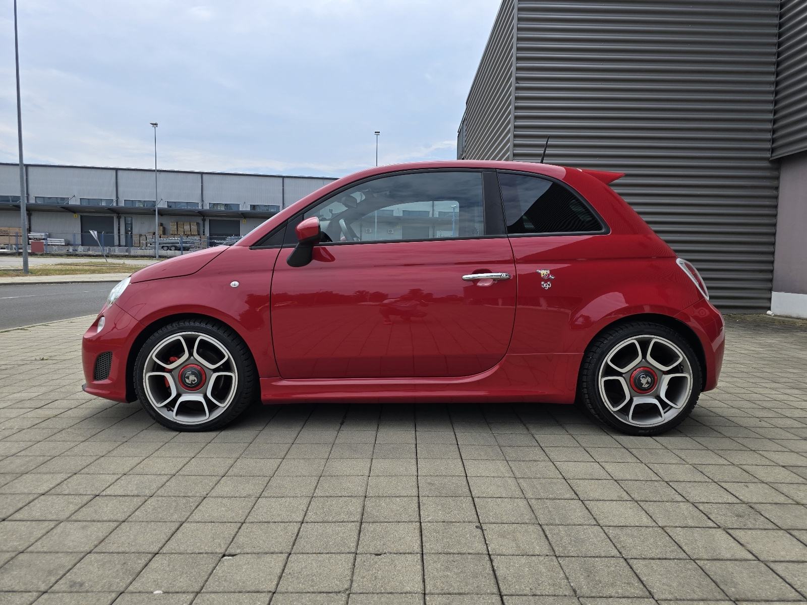 Abarth 500 595 1.4 Turismo / 118 KW / Xenon / DIG.SAT / ALU 17 /, fotografija 2