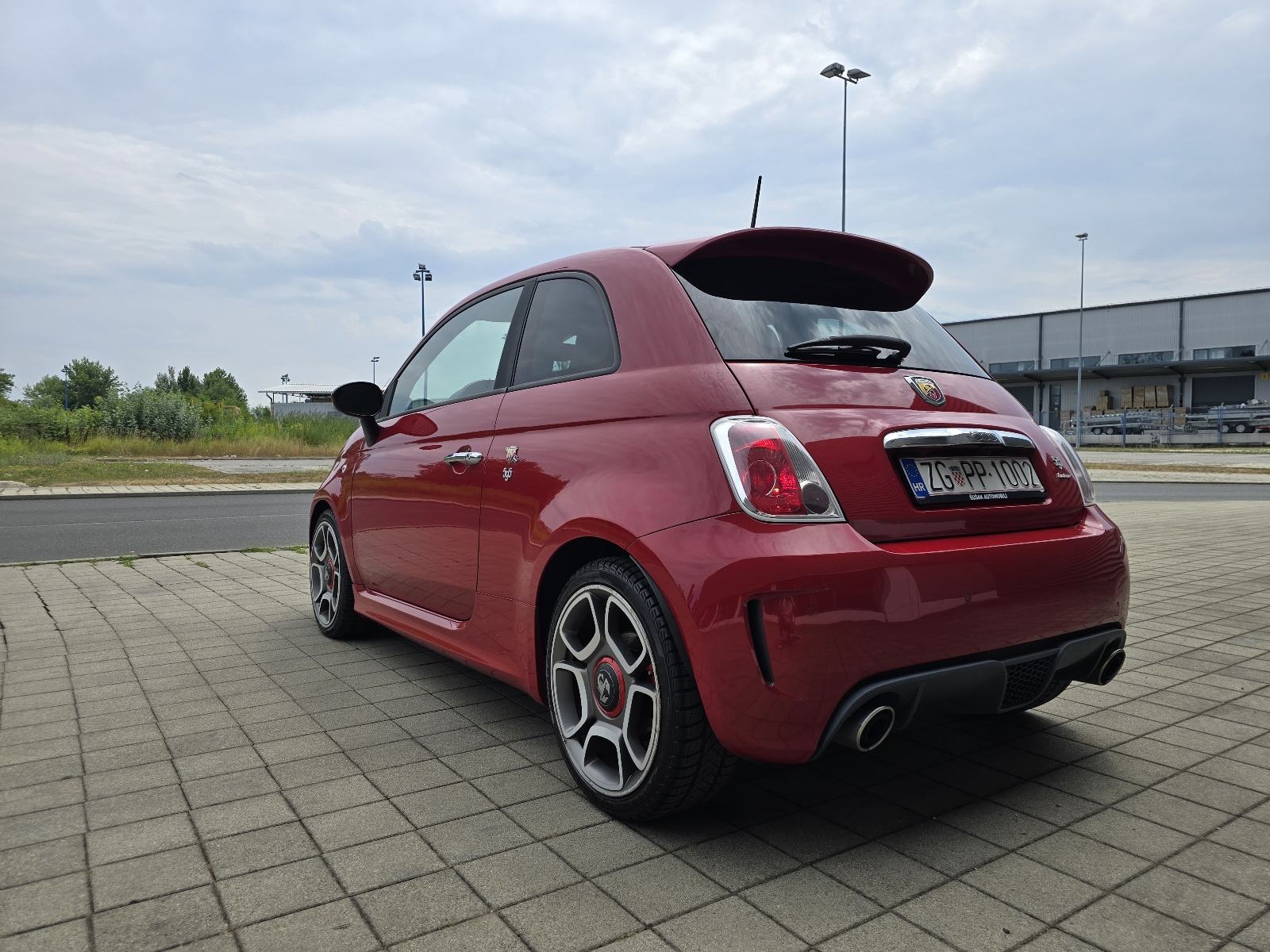 Abarth 500 595 1.4 Turismo / 118 KW / Xenon / DIG.SAT / ALU 17 /, fotografija 3