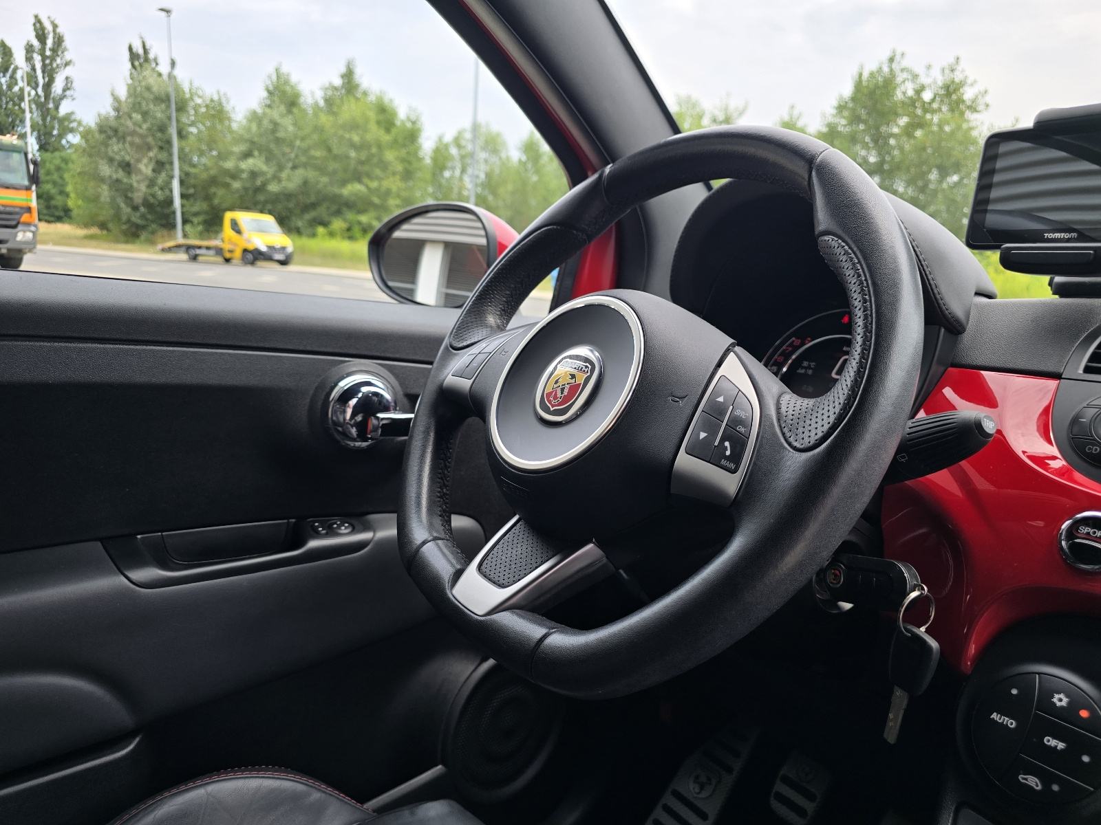 Abarth 500 595 1.4 Turismo / 118 KW / Xenon / DIG.SAT / ALU 17 /, fotografija 18