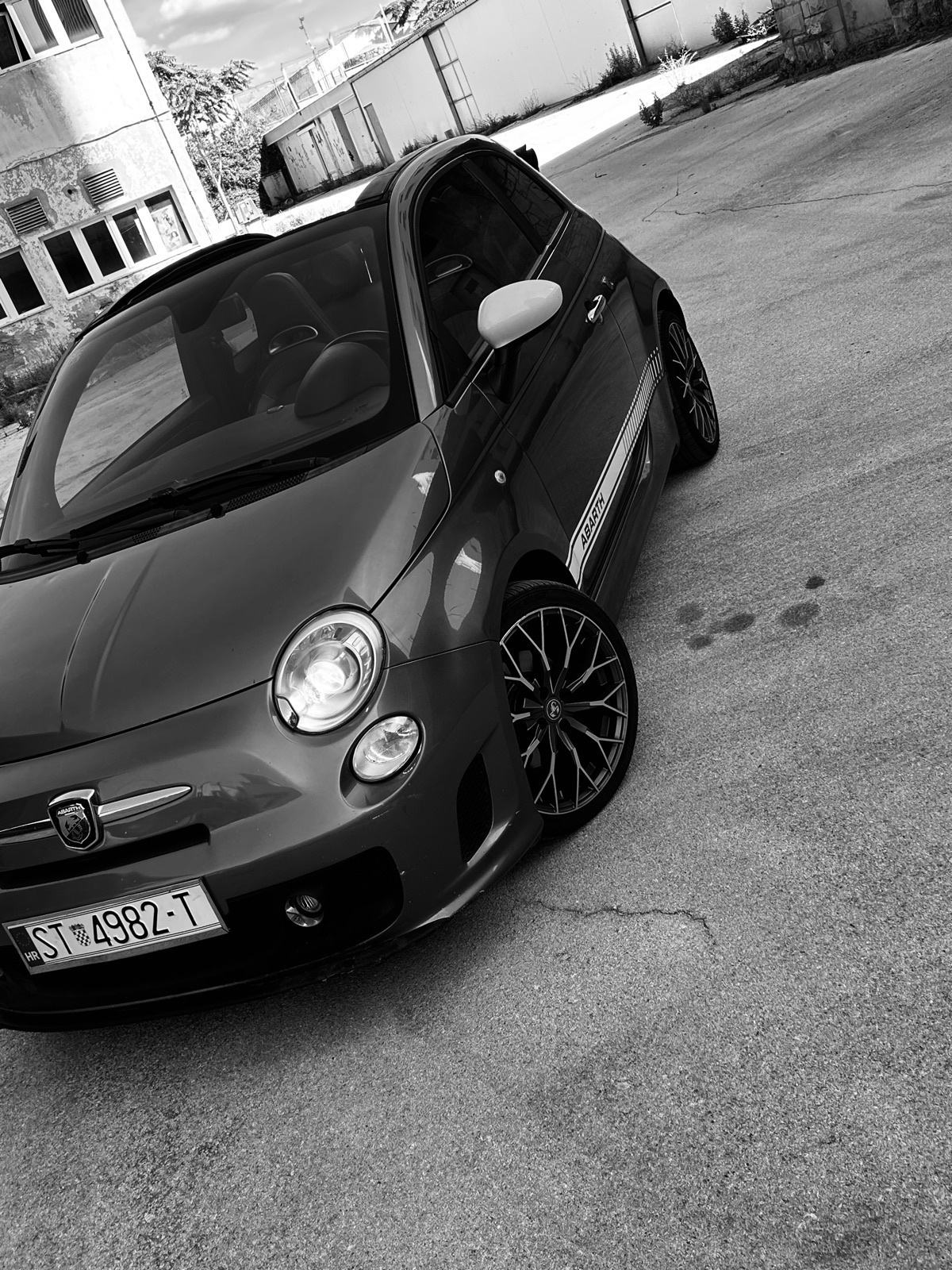 Abarth 500C 1.4 automatik- Cabrio, fotografija 8