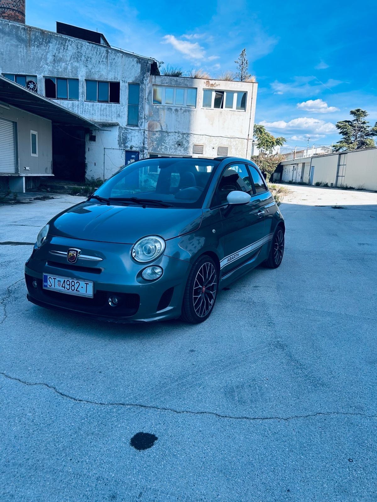 Abarth 500C 1.4 automatik- Cabrio, fotografija 7