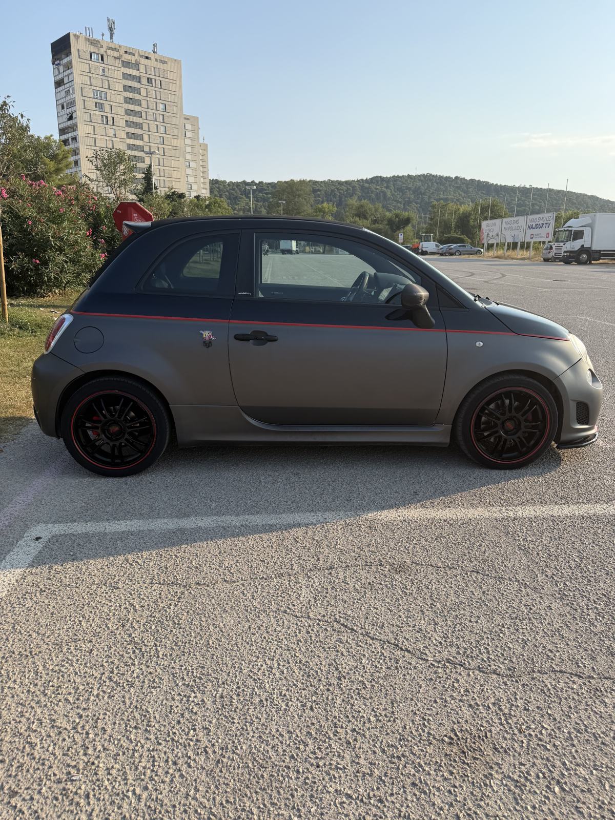 ABARTH 595 COMPETIZIONE CABRIO A/T • ~200 KS • BI-COLORE • UNIQUE SPEC, pogled izvana - slika 3