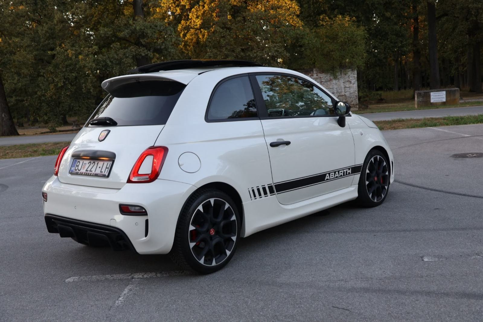 Abarth 595 competizone, fotografija 4
