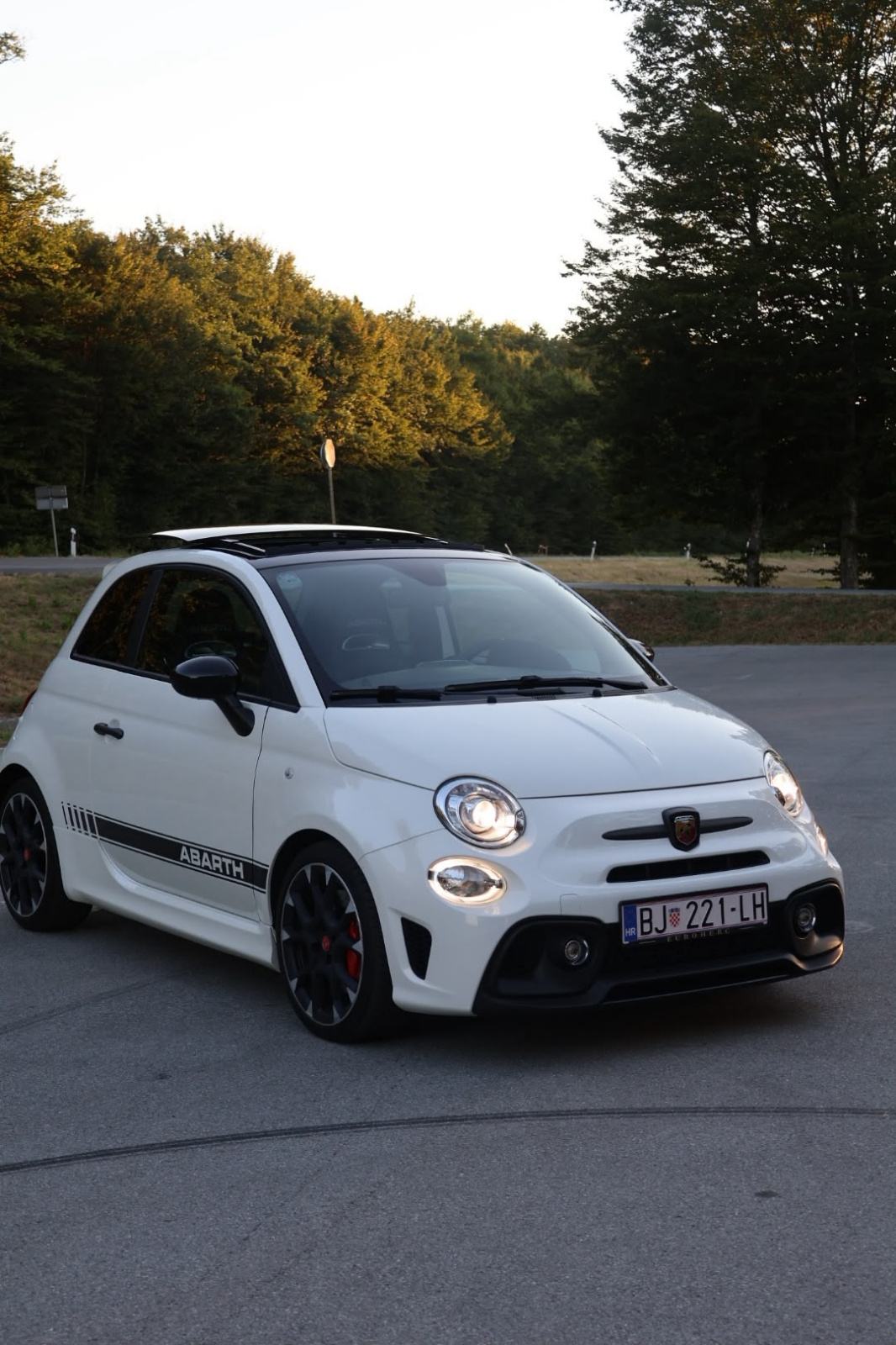 Abarth 595 competizone, fotografija 2