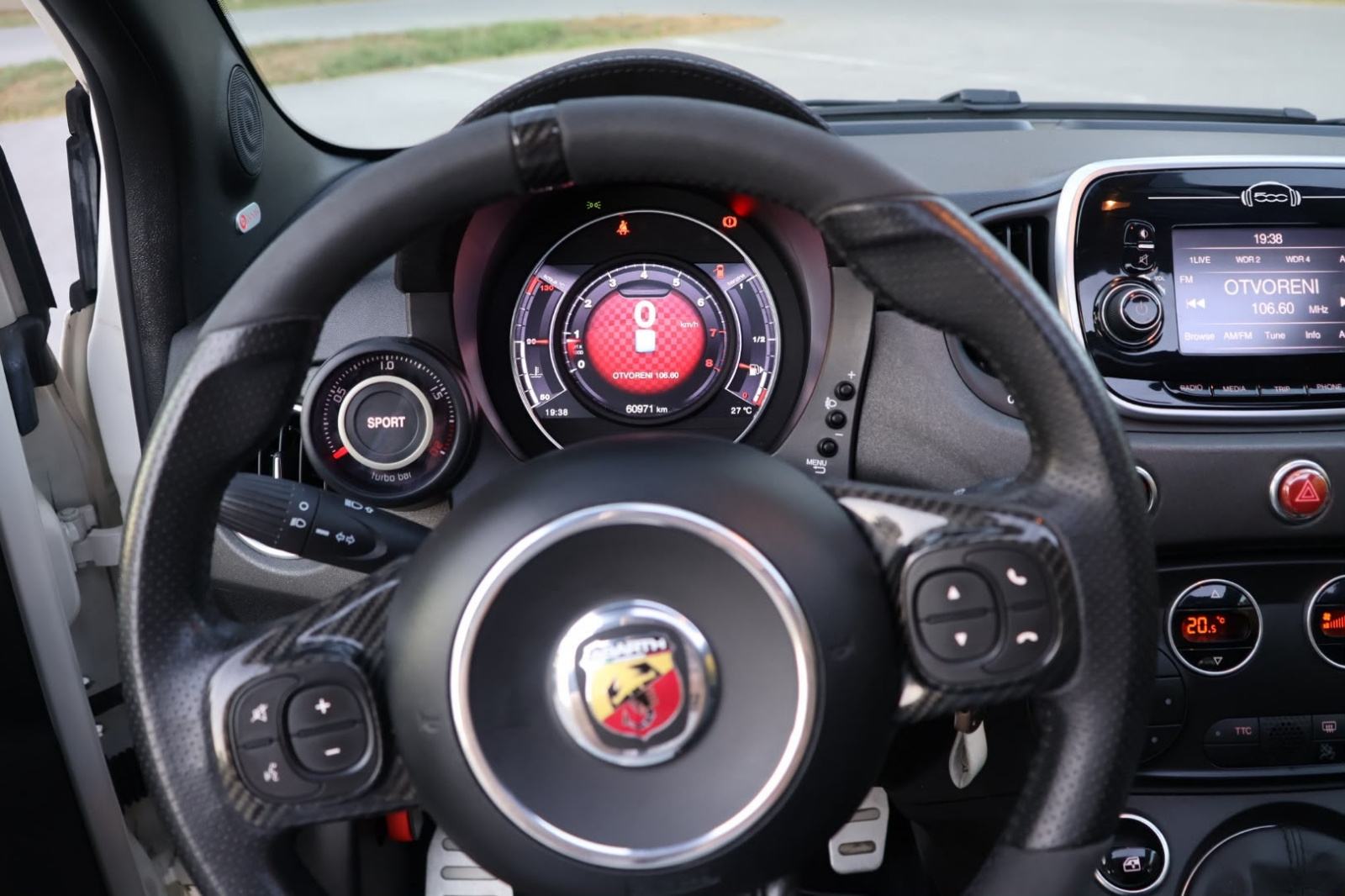 Abarth 595 competizone, fotografija 16