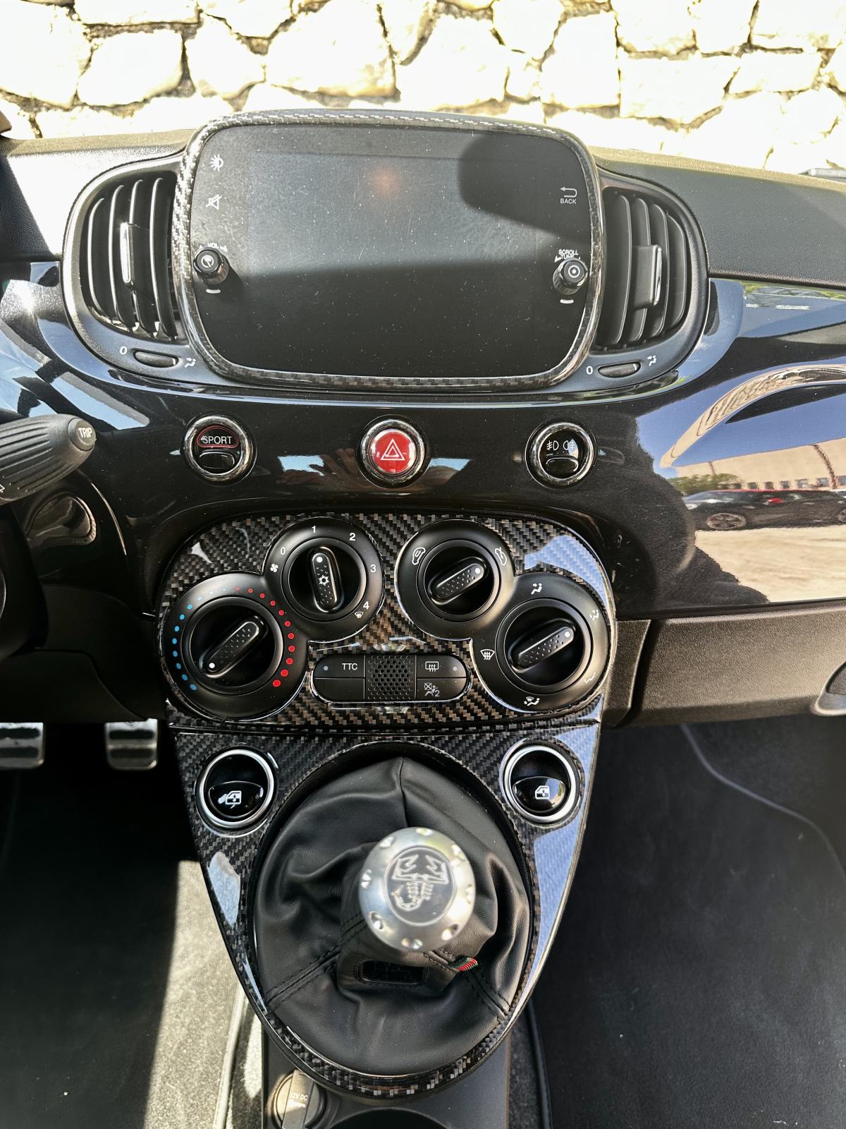 Abarth 595 - Brembo, alcantara + karbon dodaci, fotografija 12