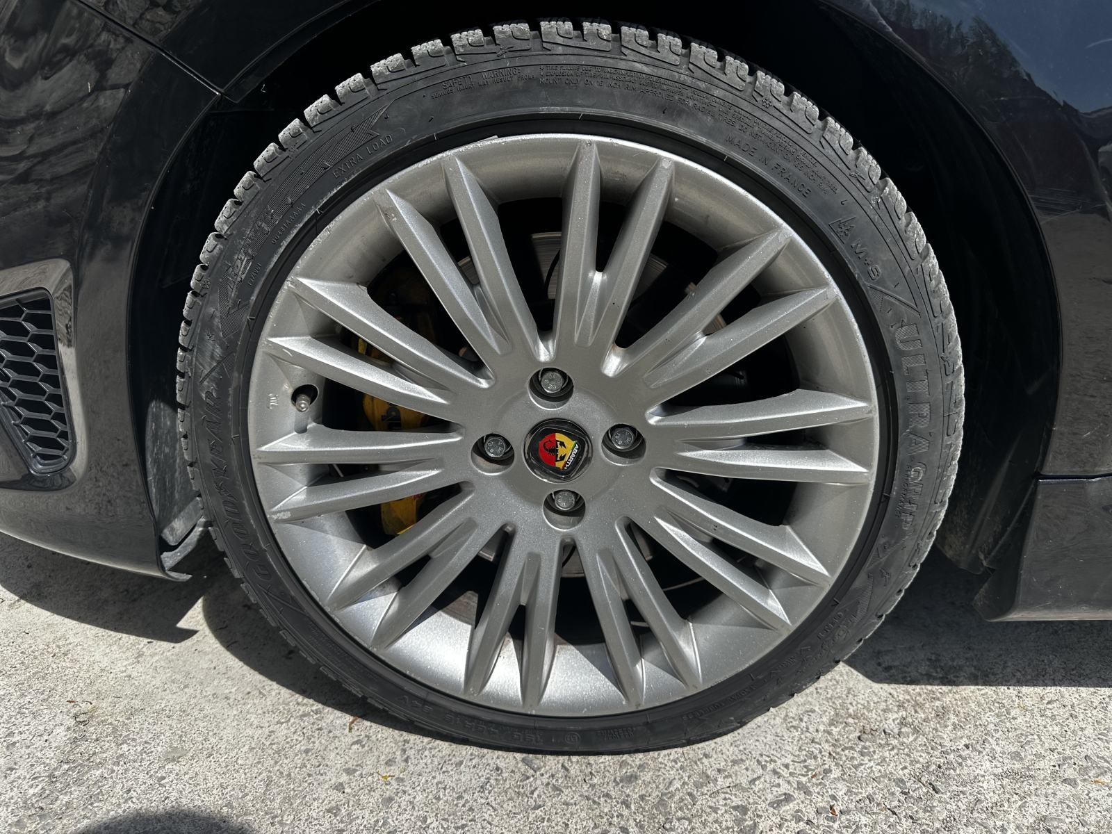 Abarth 595 - Brembo, alcantara + karbon dodaci, fotografija 7