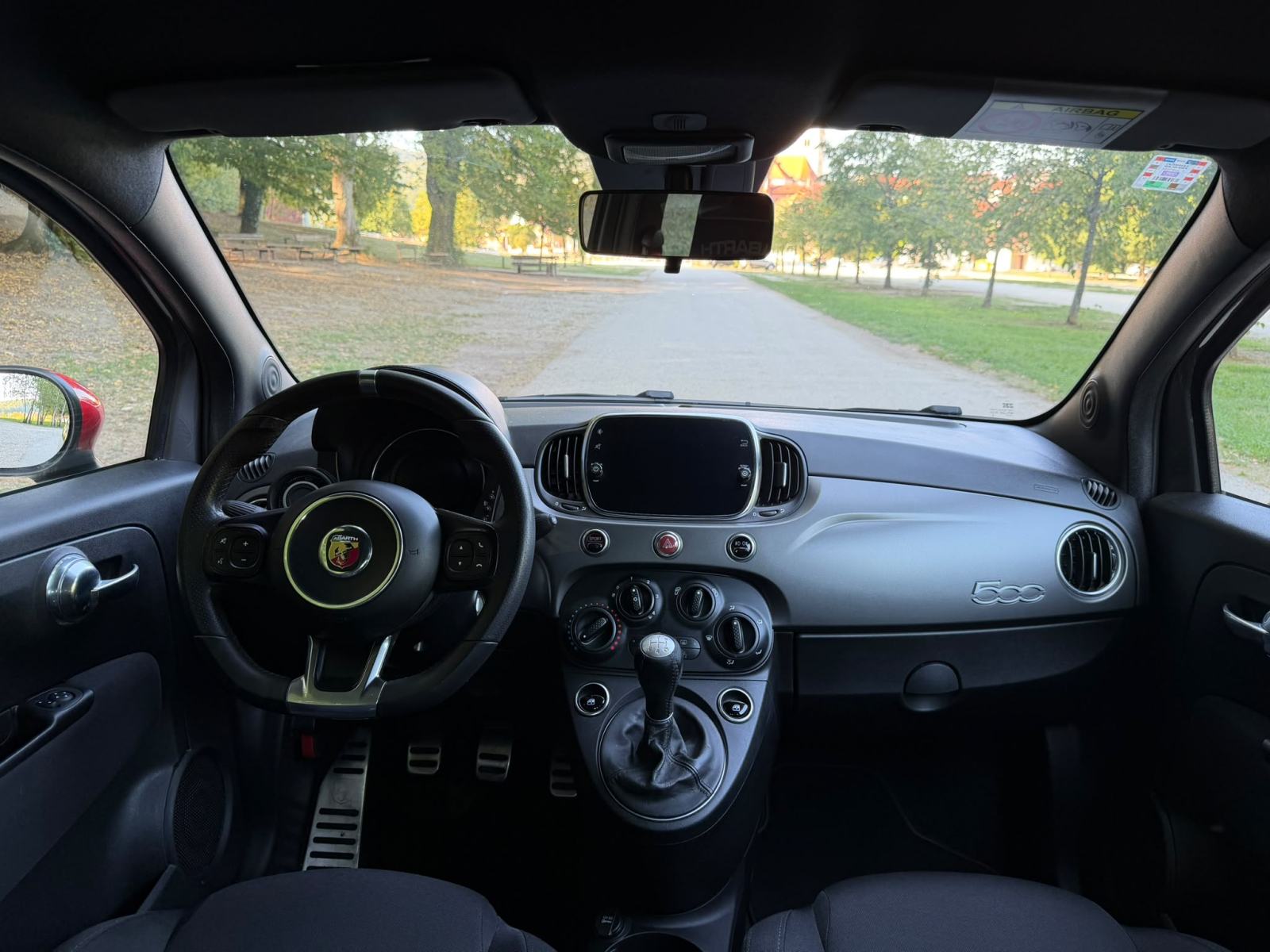 ABARTH 595 PISTA 70th ANNIVERSARY, TOP STANJE, fotografija 14