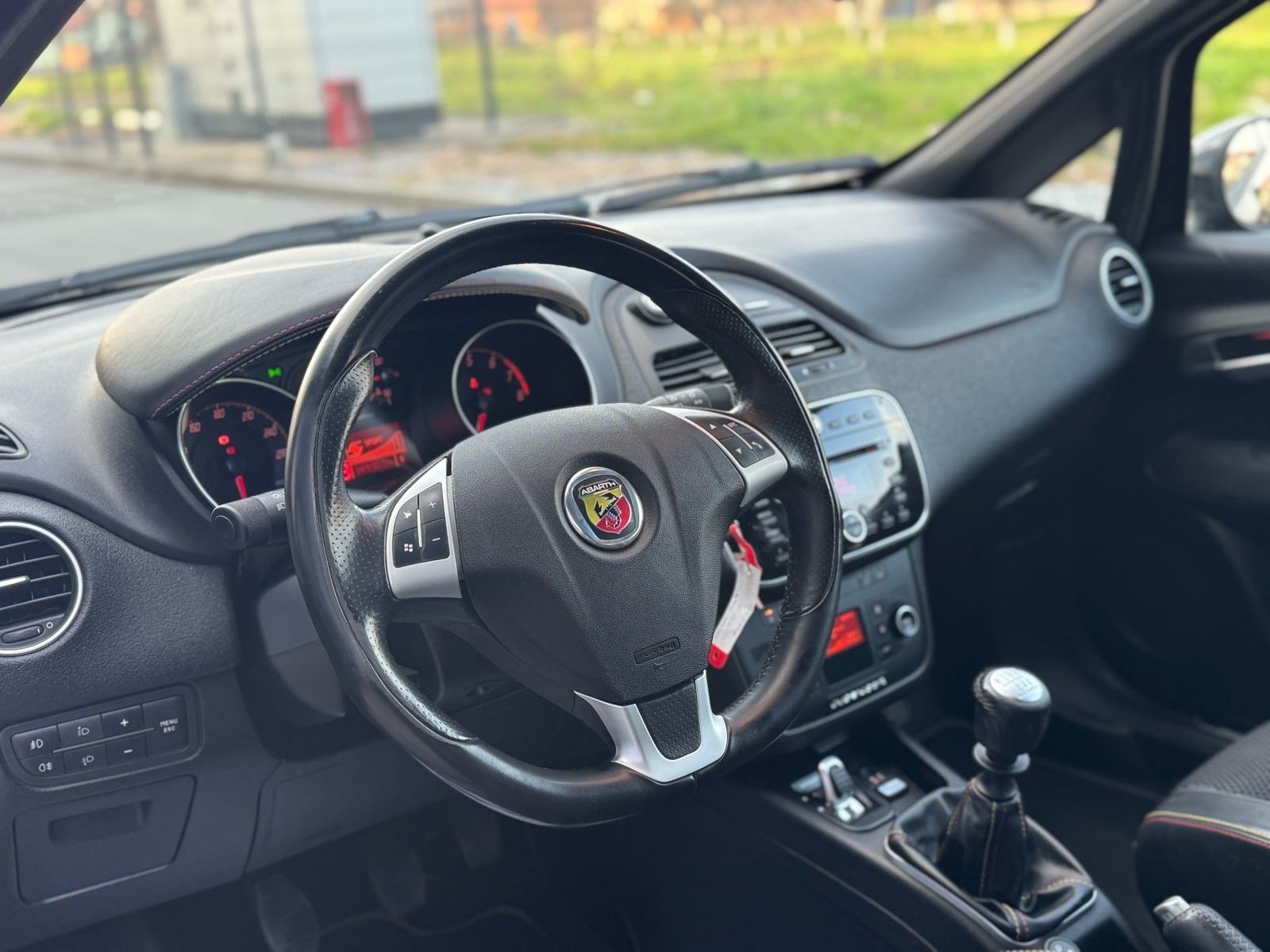 Abarth Punto Evo Supersport 1.4, fotografija 7