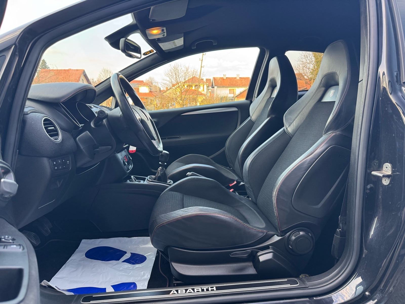 Abarth Punto Evo Supersport 1.4, fotografija 9