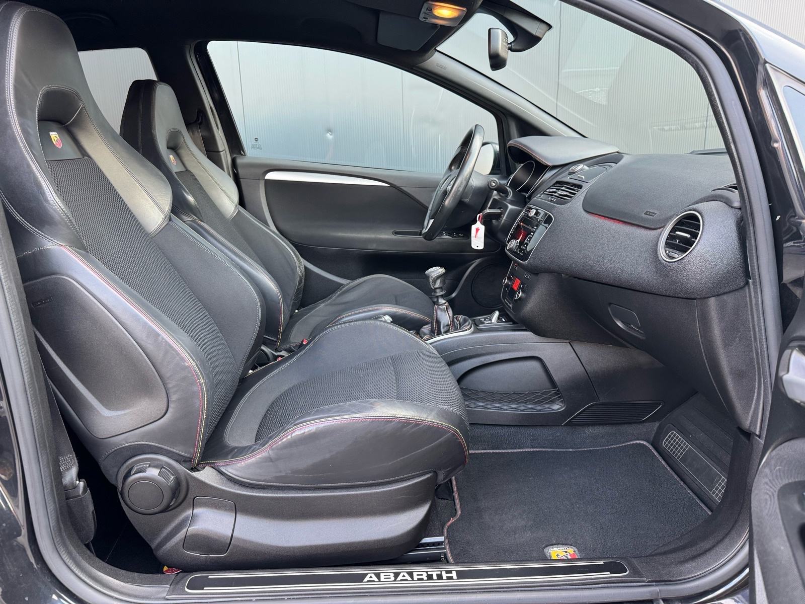 Abarth Punto Evo Supersport 1.4, fotografija 11