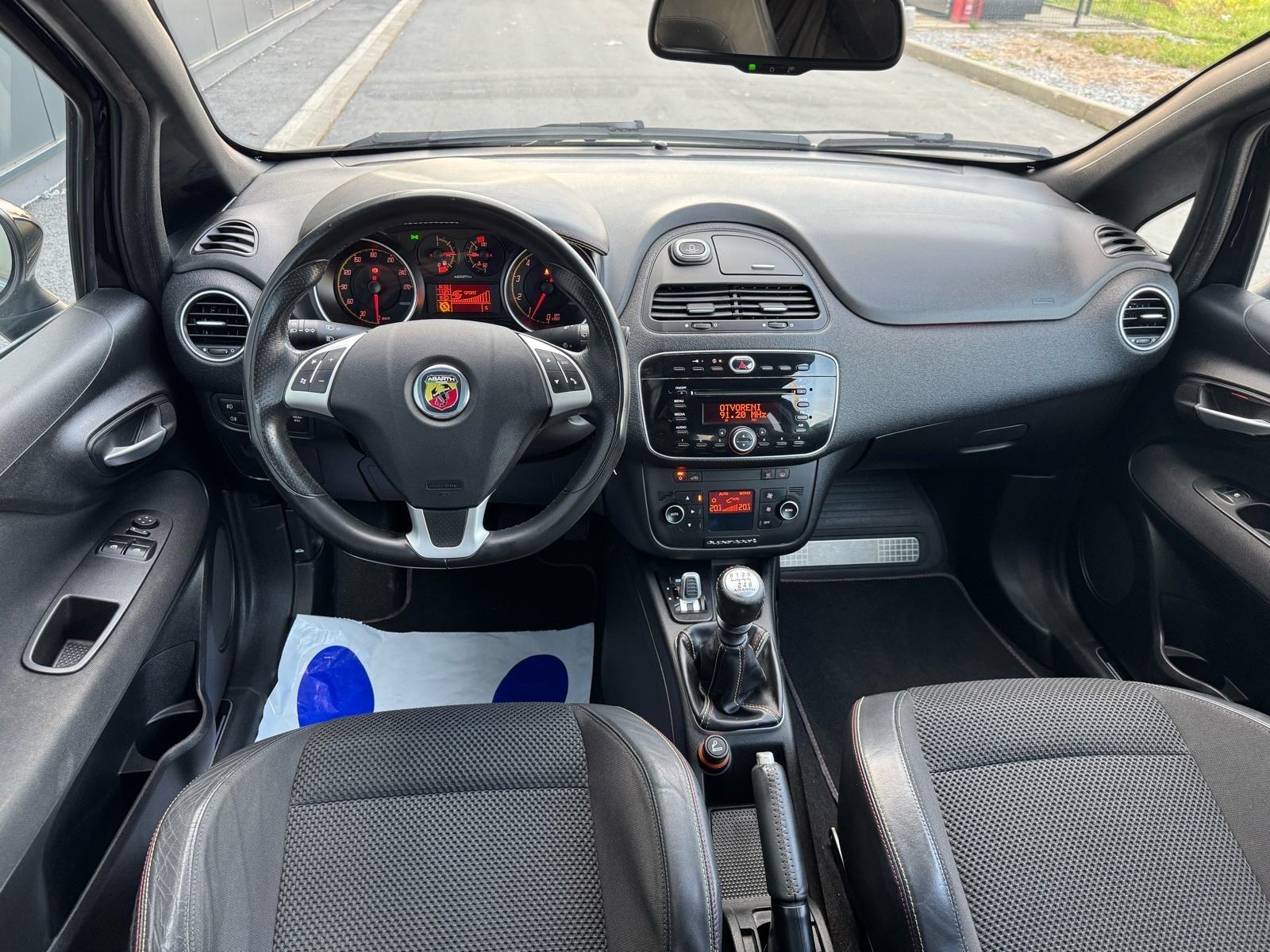 Abarth Punto Evo Supersport 1.4, fotografija 13