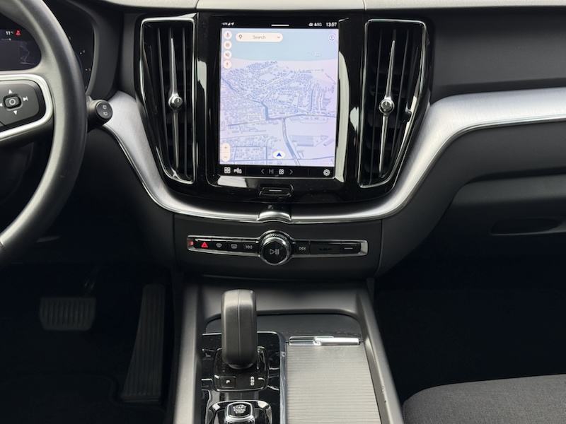 ⭐AKCIJA 24 Mj jamstva Volvo XC60 B4 Momentum, fotografija 16