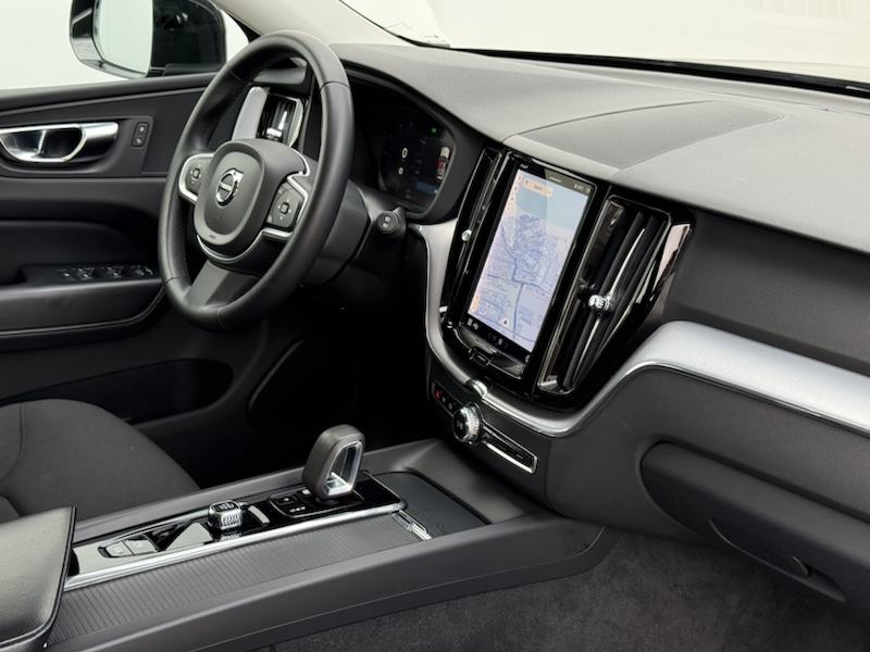 ⭐AKCIJA 24 Mj jamstva Volvo XC60 B4 Momentum, fotografija 17