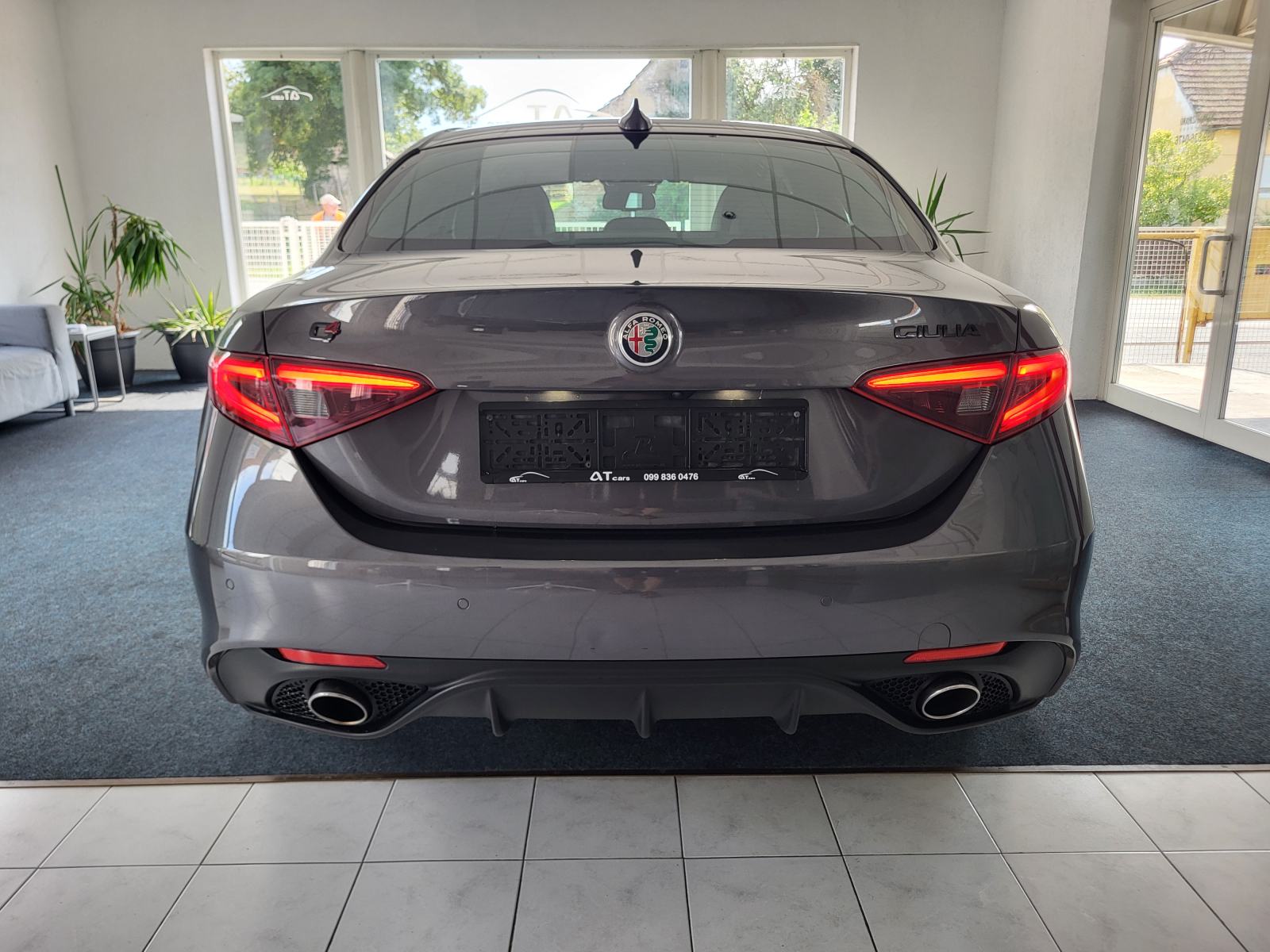 ALFA GIULIA Q4 VELOCE 2.2 JTDM AUTOMATIK KAMERA RADAR KOŽA F1 KEYLESS, fotografija 9