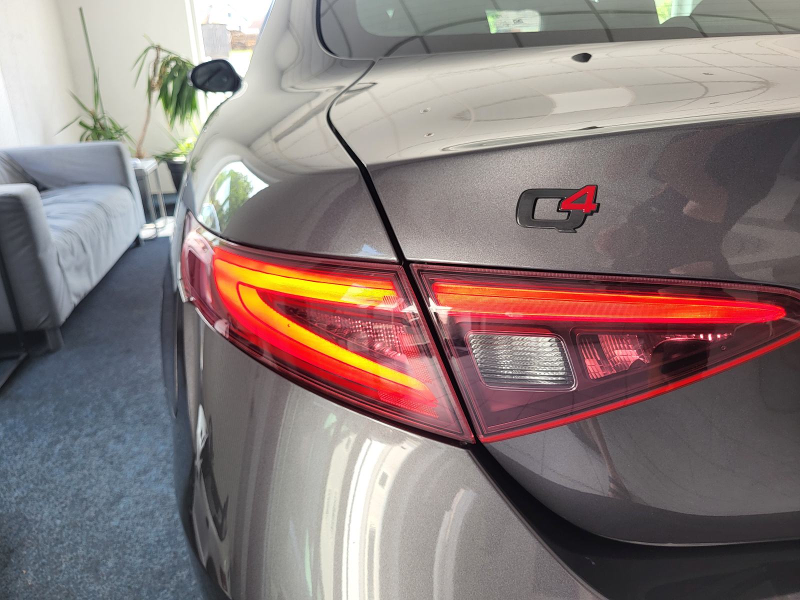 ALFA GIULIA Q4 VELOCE 2.2 JTDM AUTOMATIK KAMERA RADAR KOŽA F1 KEYLESS, fotografija 12
