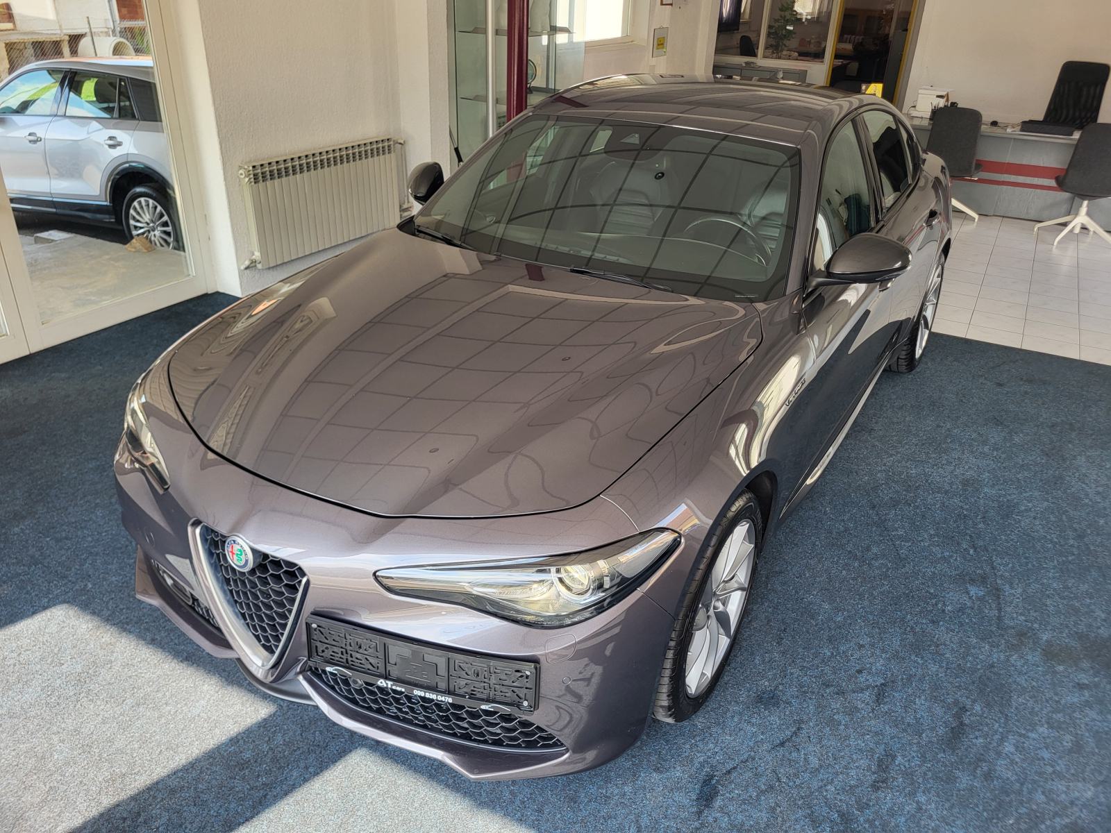 ALFA GIULIA Q4 VELOCE 2.2 JTDM AUTOMATIK KAMERA RADAR KOŽA F1 KEYLESS, pogled izvana - slika 3