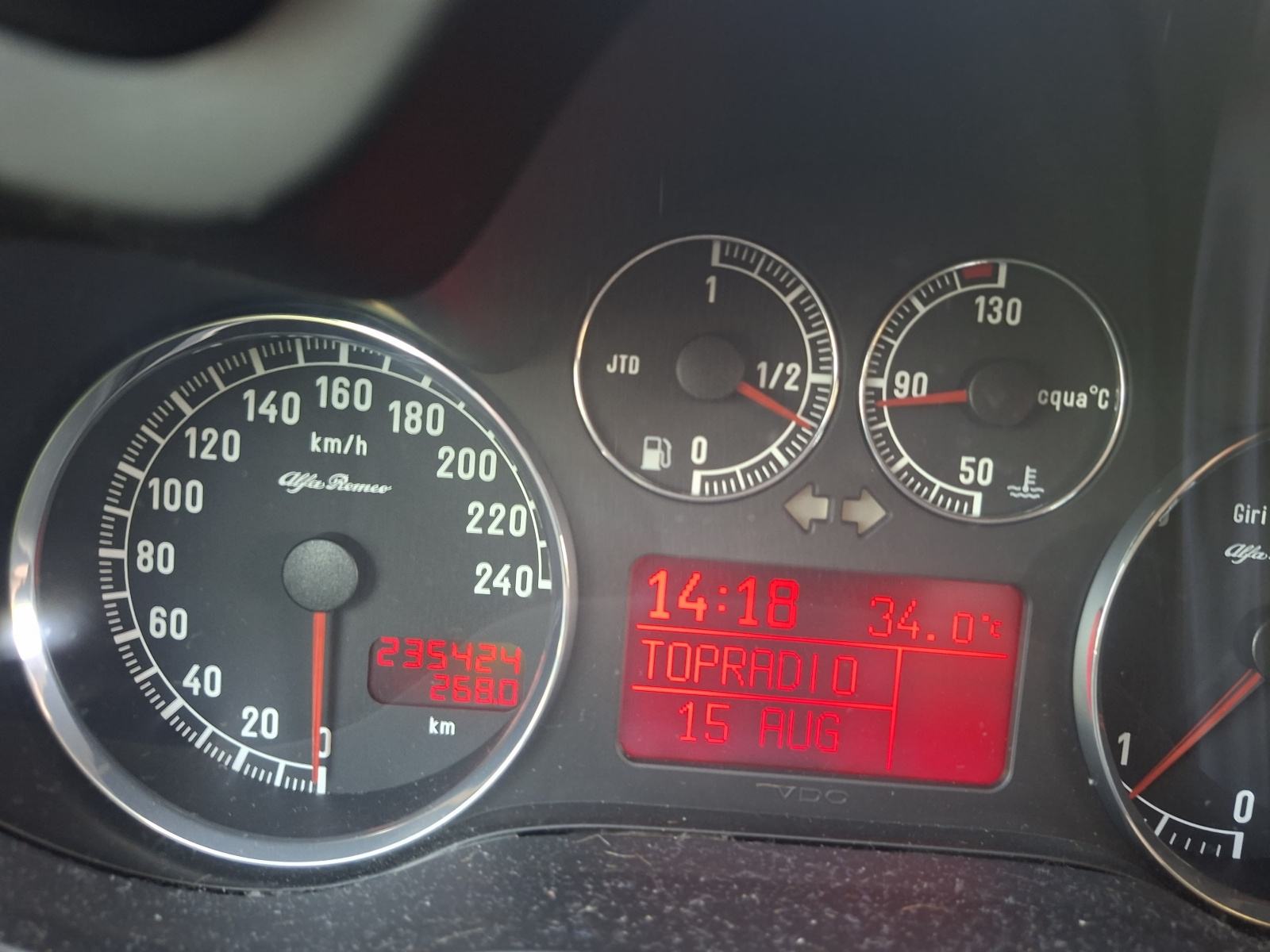 Alfa Romeo 147 1,9 JTD, fotografija 6