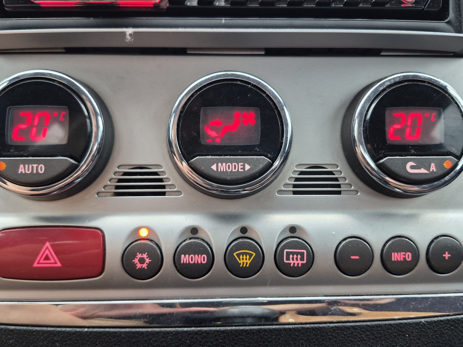 Alfa Romeo 156 1,9 JTD, fotografija 11