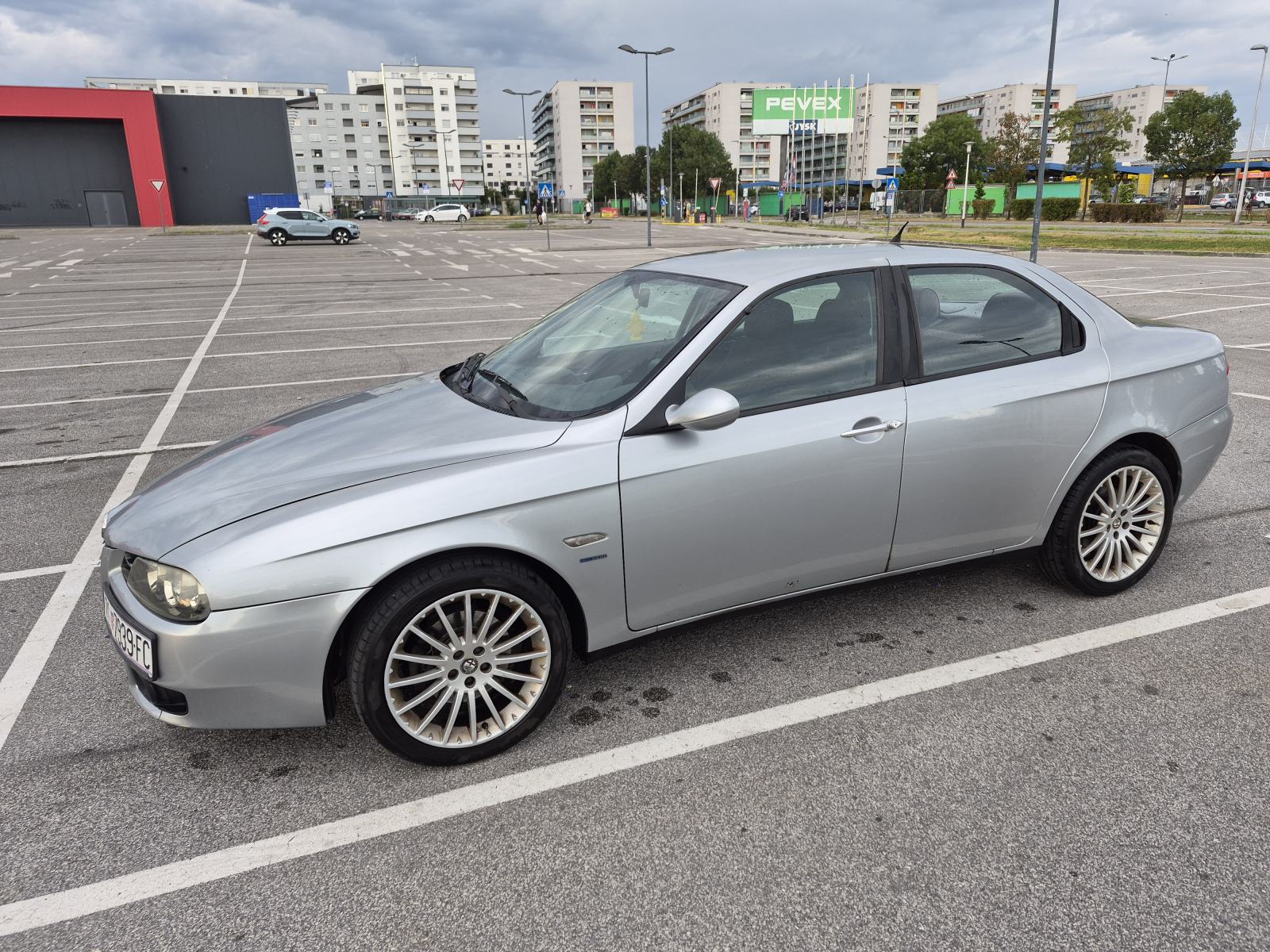 Alfa Romeo 156 1,9 JTD, pogled izvana - slika 4