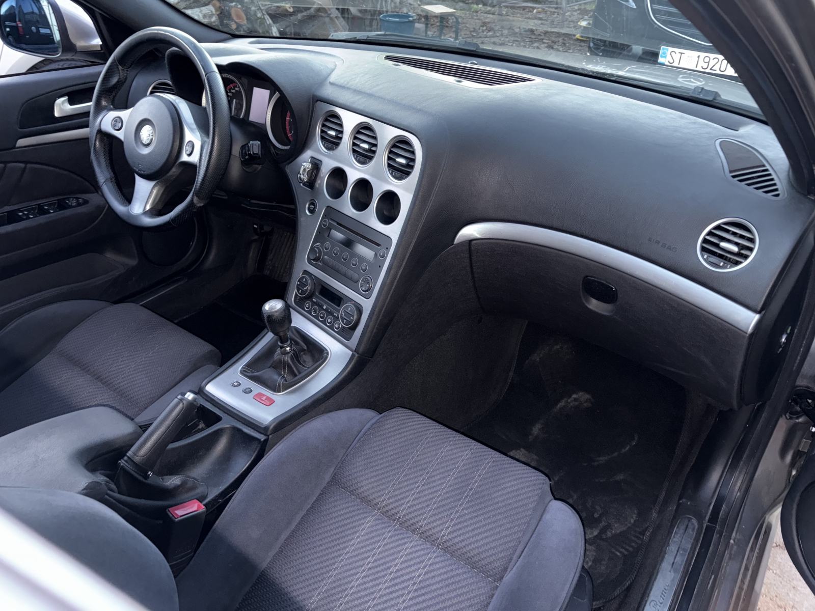 Alfa Romeo 159 1,9 JTDM / servisna evidencija /, fotografija 14