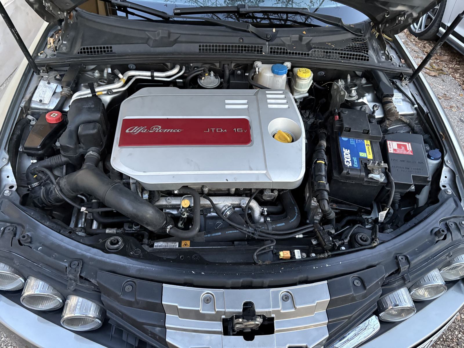 Alfa Romeo 159 1,9 JTDM / servisna evidencija /, fotografija 17