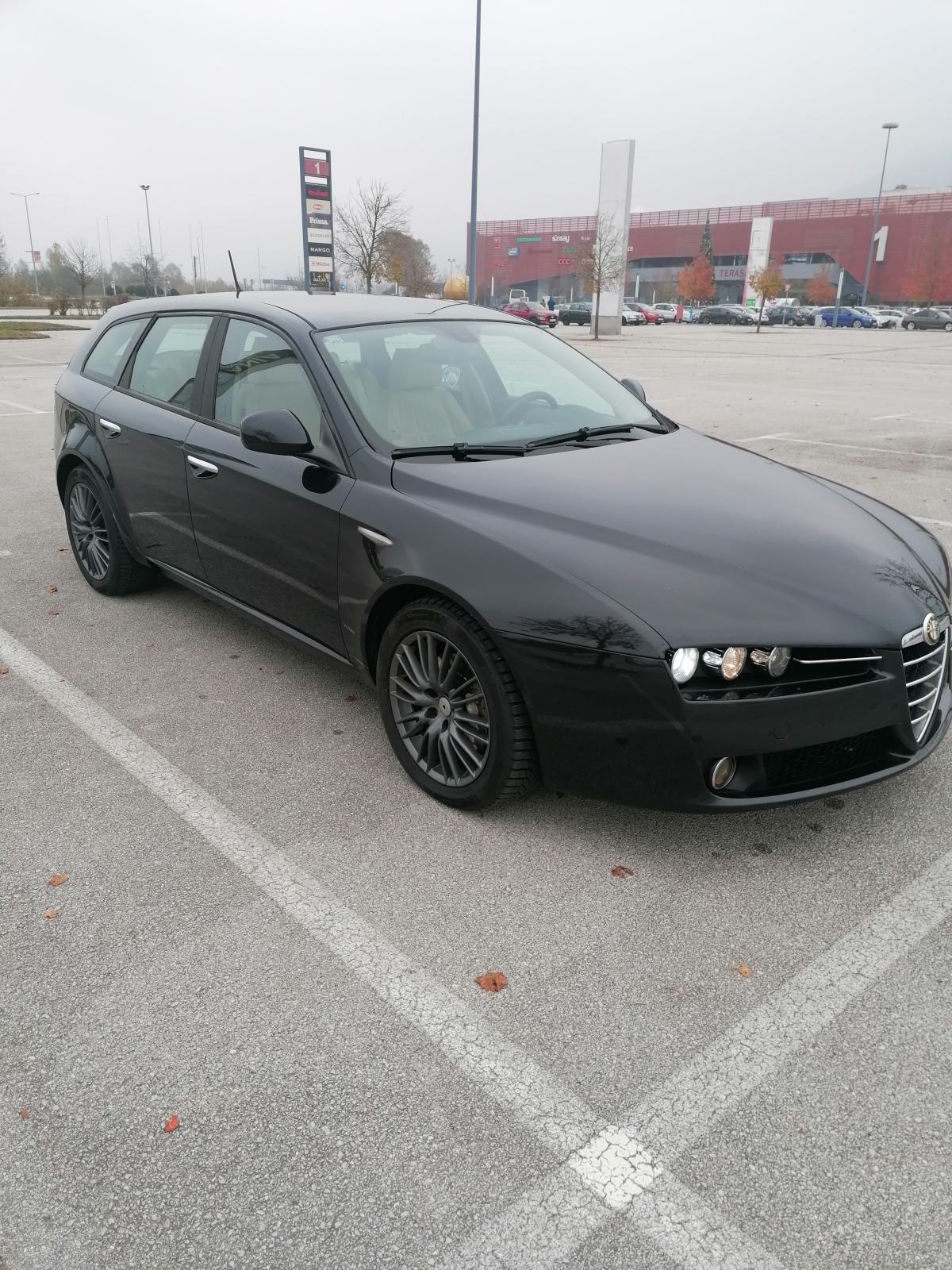 Alfa Romeo 159 SW 1,9 JTDM, fotografija 2