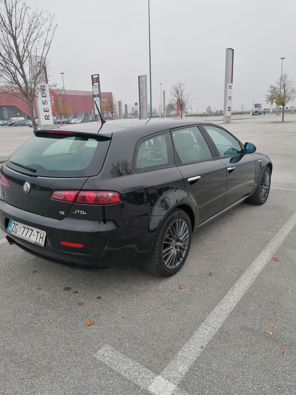 Alfa Romeo 159 SW 1,9 JTDM, fotografija 5