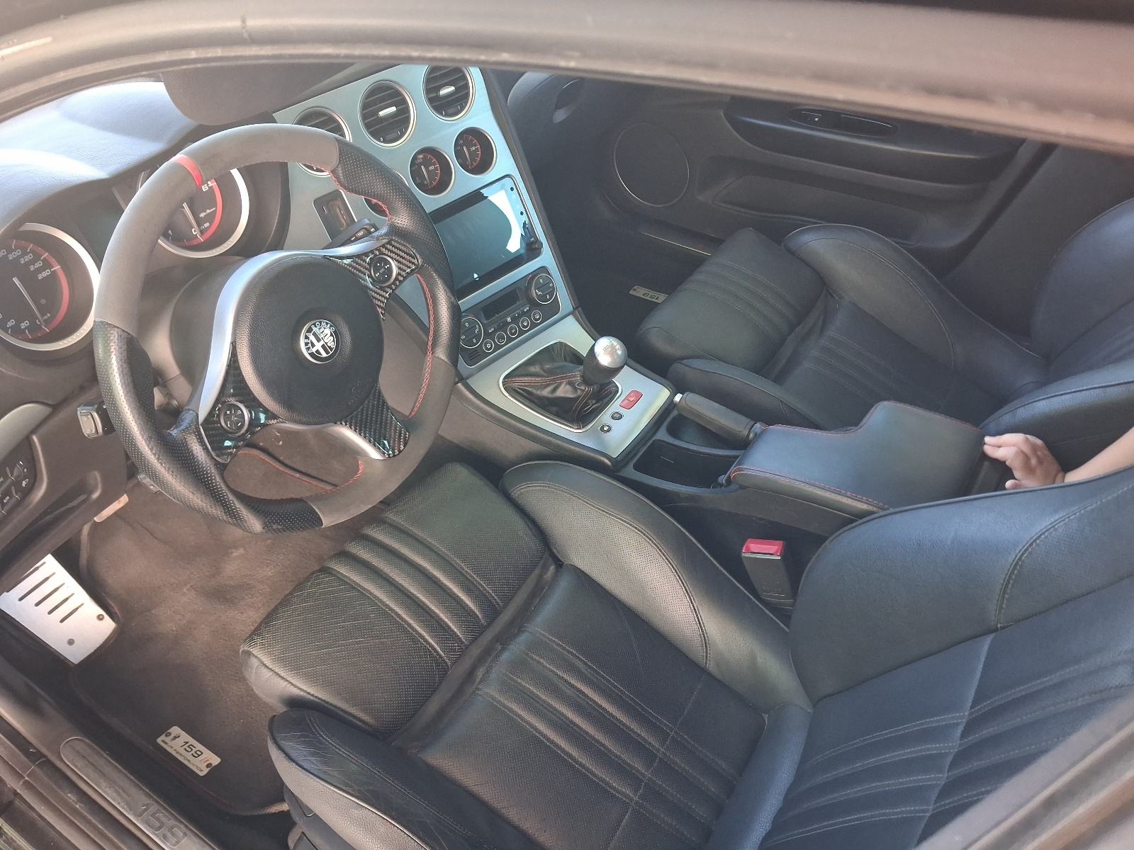 Alfa Romeo 159 SW 1,9 JTDM TI, fotografija 17