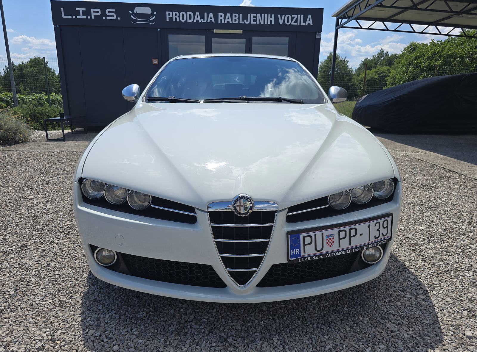 Alfa Romeo 159 SW 2,0 JTDM Servisna, veliki servis novo kvačilo i gume, fotografija 8