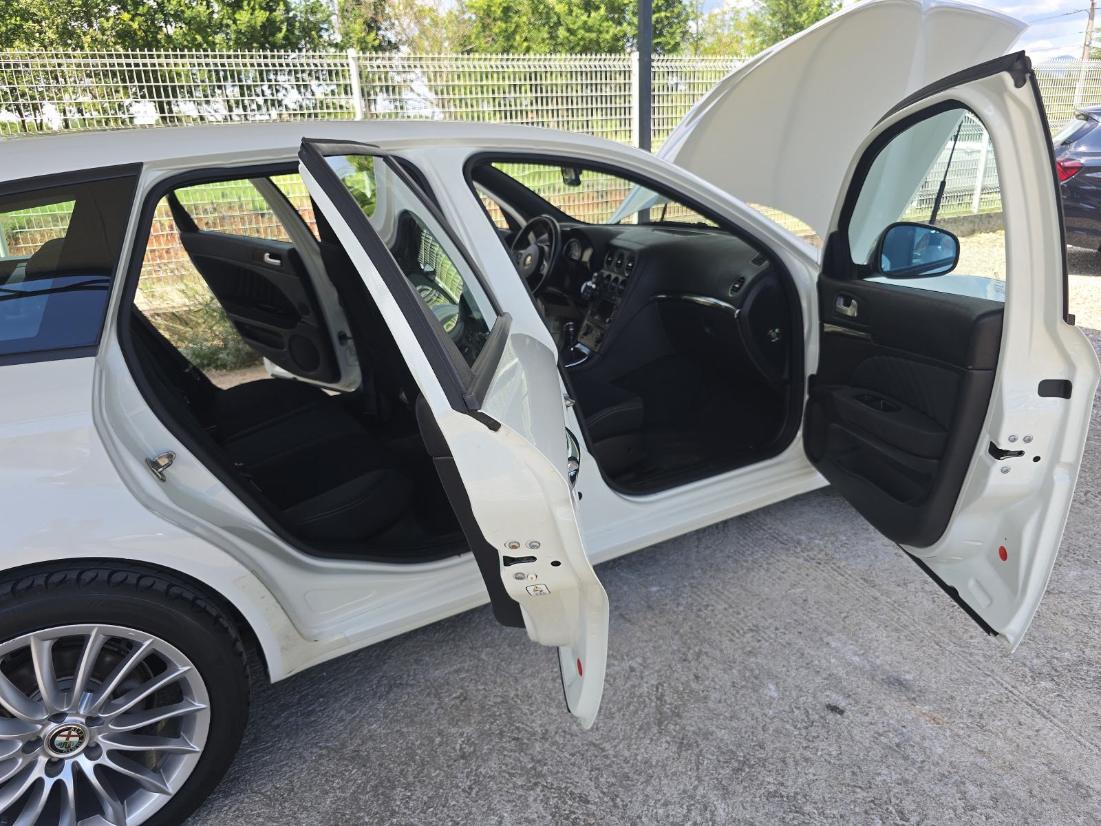 Alfa Romeo 159 SW 2,0 JTDM Servisna, veliki servis novo kvačilo i gume, fotografija 12