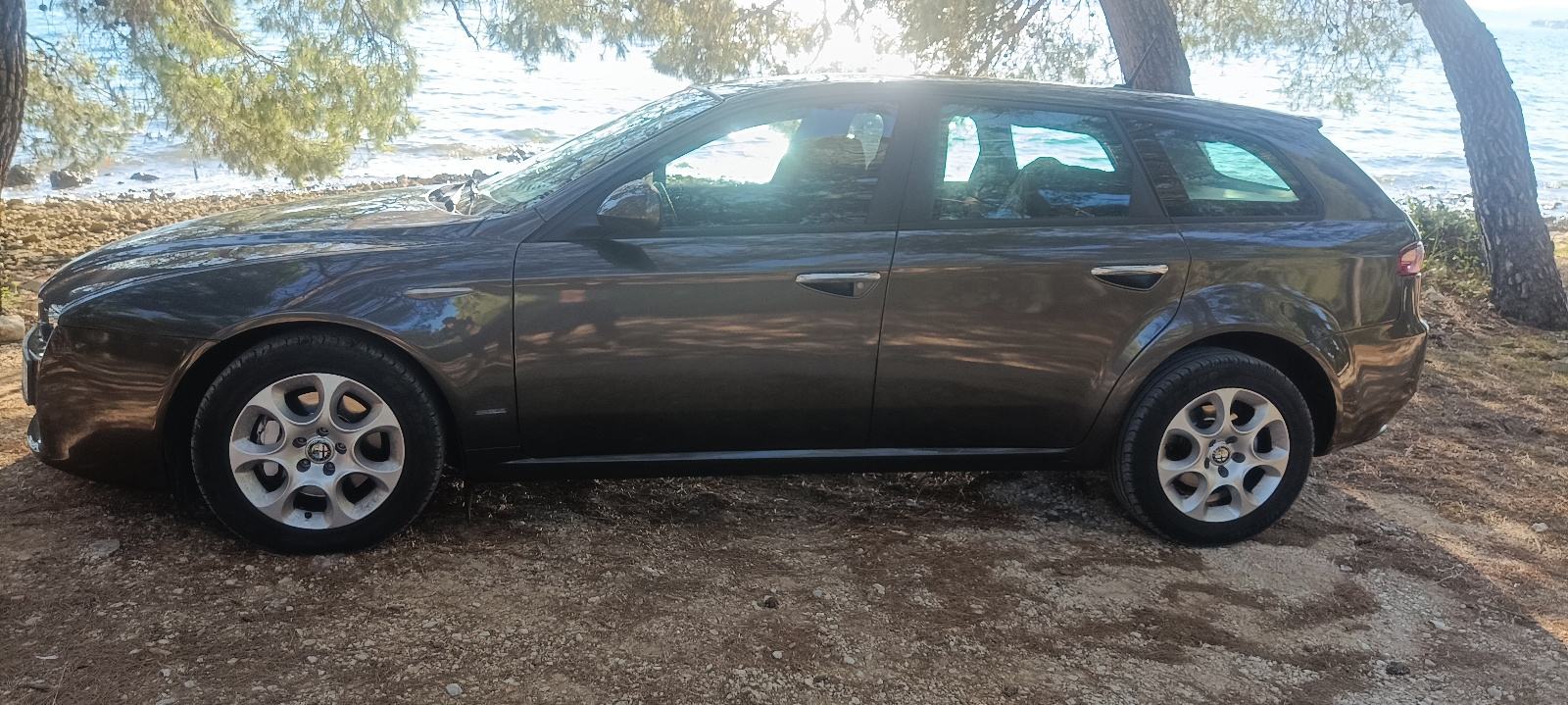 Alfa Romeo 159 SW 2,0 JTDM, pogled izvana - slika 5