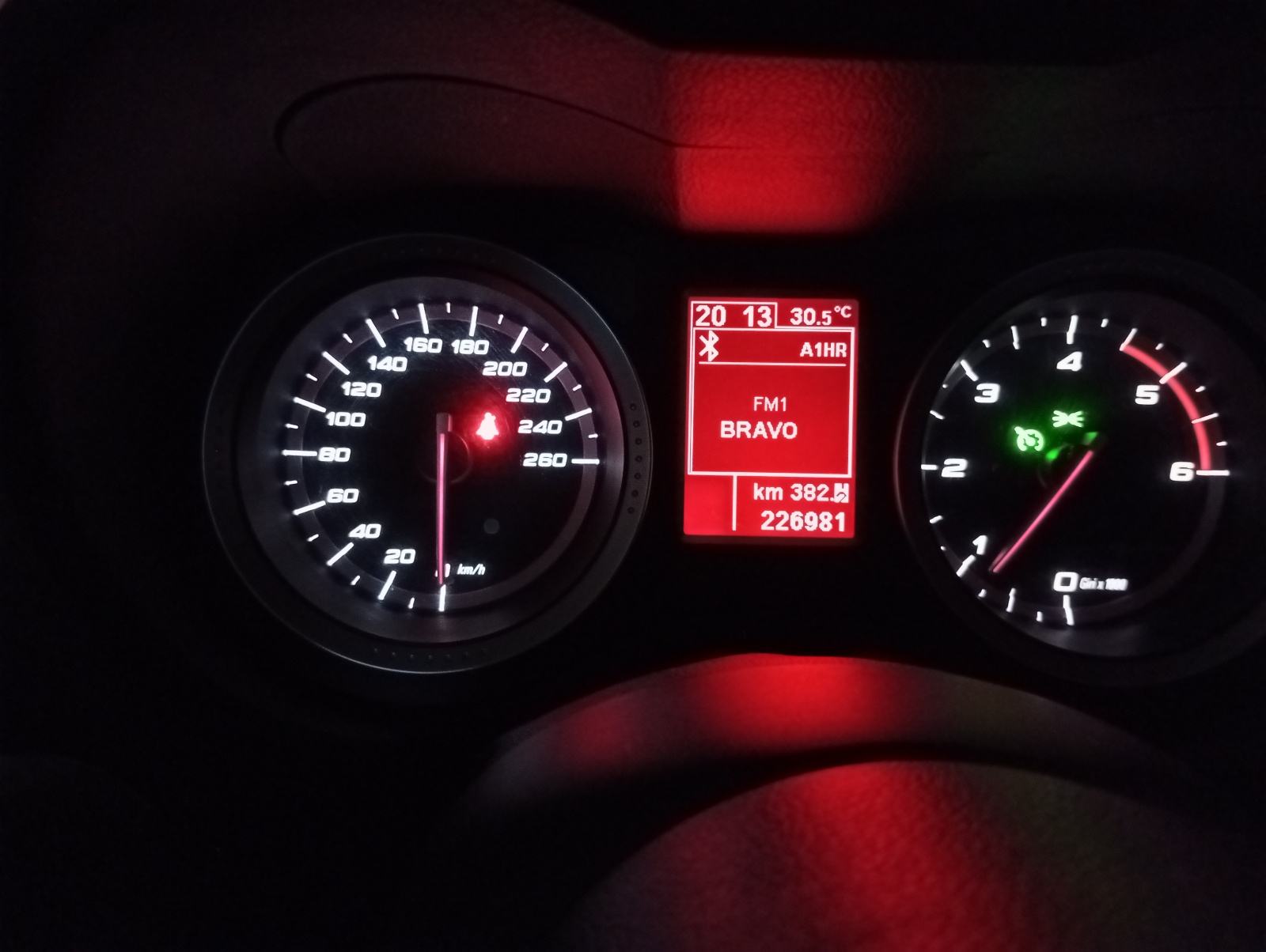 Alfa Romeo 159 SW 2,0 JTDM, fotografija 10