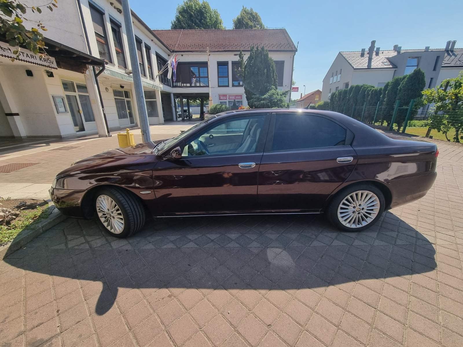 Alfa Romeo 166 2,4 JTD M-Jet, pogled izvana - slika 3