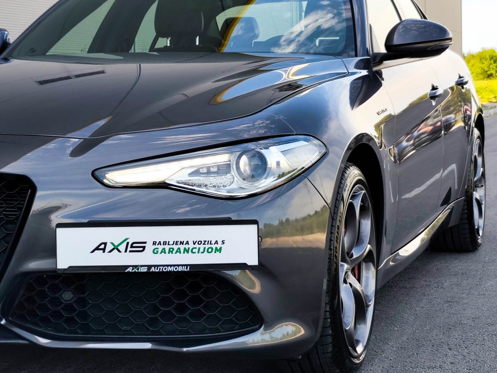 Alfa Romeo Giulia 2,0Turbo Veloce Q4 280 ks |Kam |LED |CarPlay |JAMST, fotografija 3