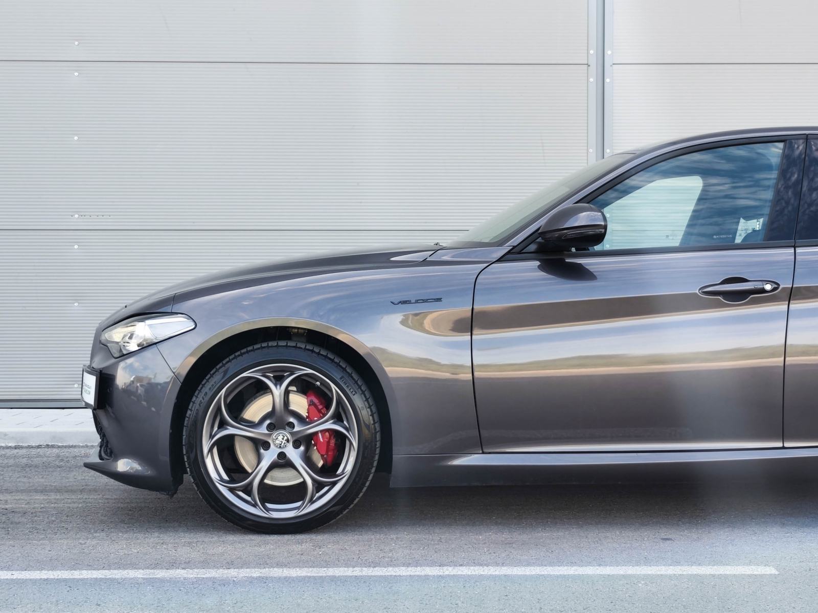 Alfa Romeo Giulia 2,0Turbo Veloce Q4 280 ks |Kam |LED |CarPlay |JAMST, fotografija 5