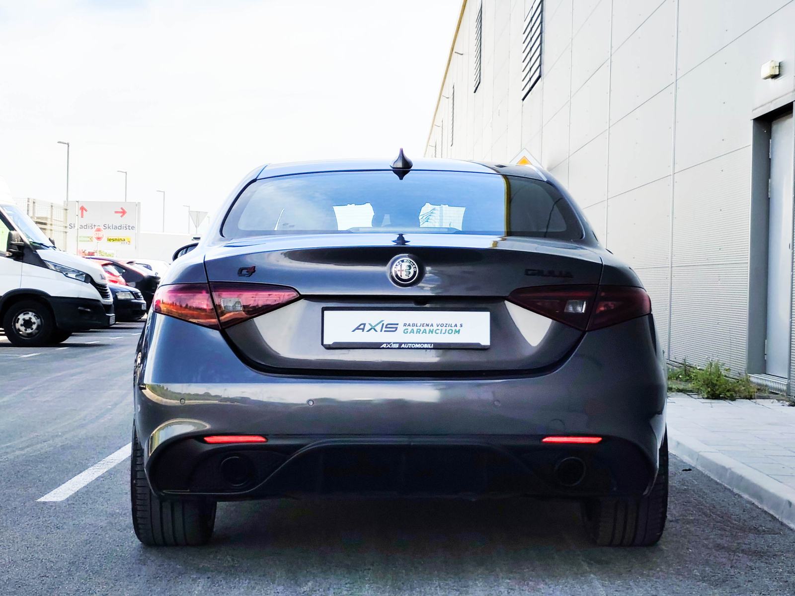 Alfa Romeo Giulia 2,0Turbo Veloce Q4 280 ks |Kam |LED |CarPlay |JAMST, fotografija 9