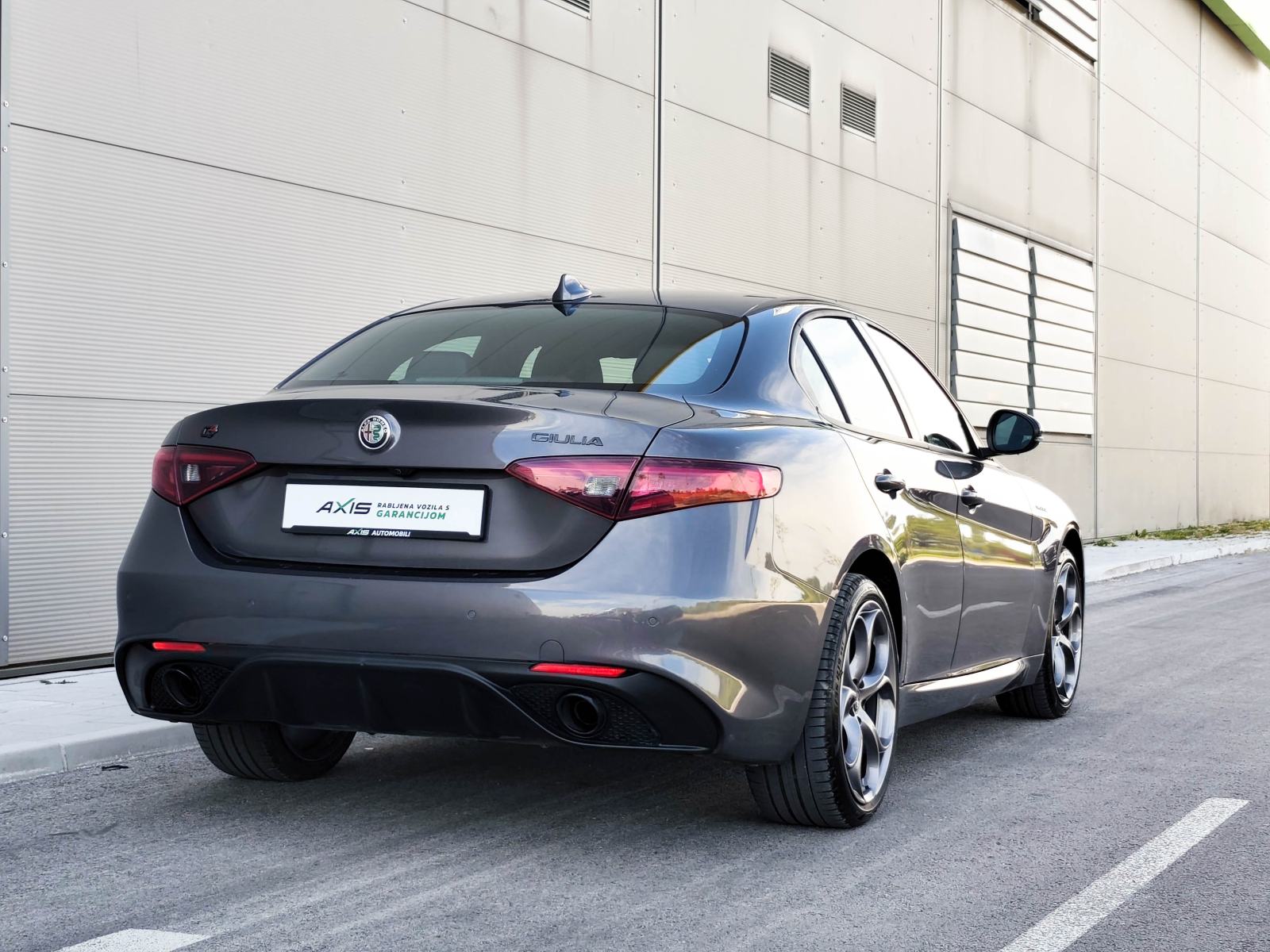 Alfa Romeo Giulia 2,0Turbo Veloce Q4 280 ks |Kam |LED |CarPlay |JAMST, fotografija 11