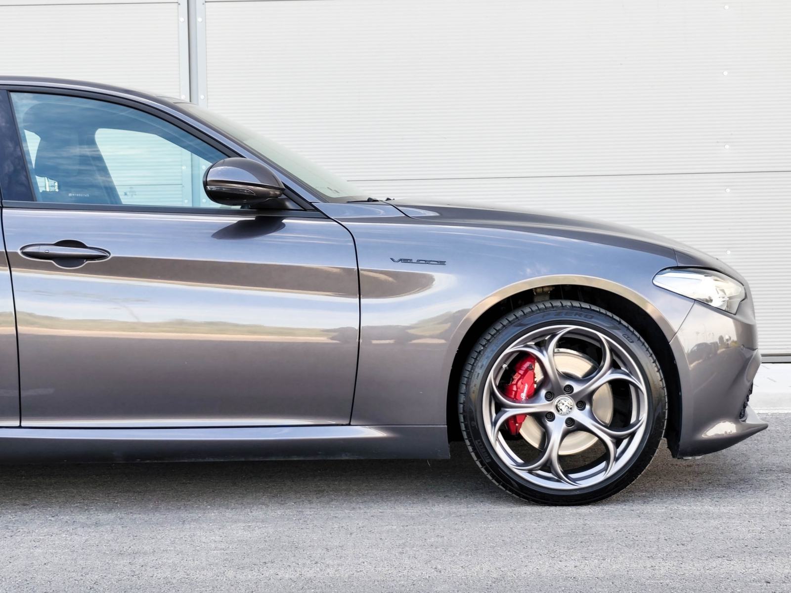 Alfa Romeo Giulia 2,0Turbo Veloce Q4 280 ks |Kam |LED |CarPlay |JAMST, fotografija 14